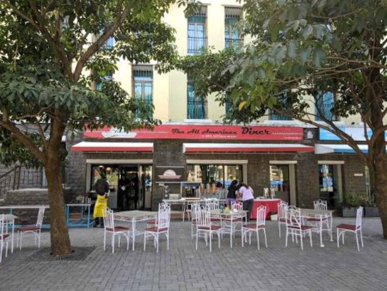 lavasa_the_all_american_dinner