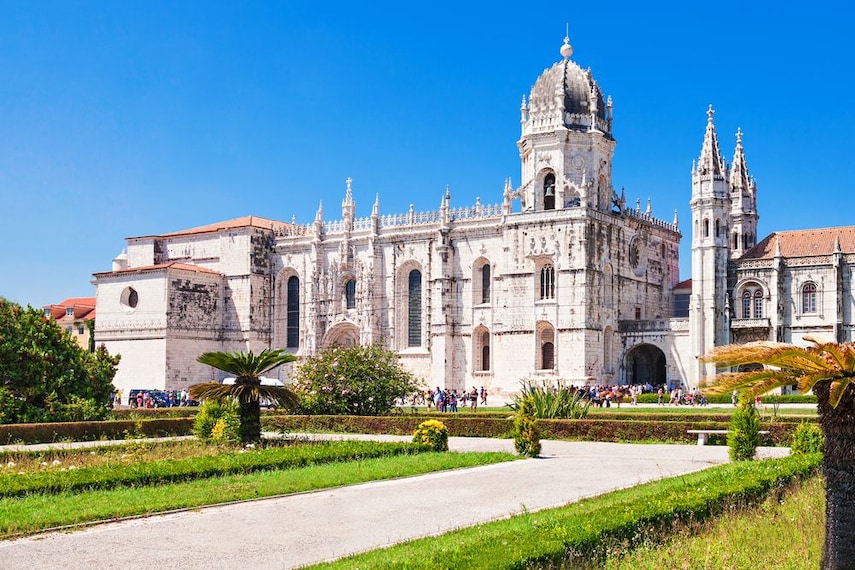 Jeronimos_Monastery_1