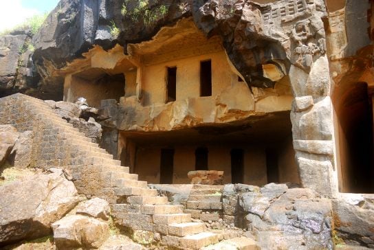 karla_and_bhaja_caves_4