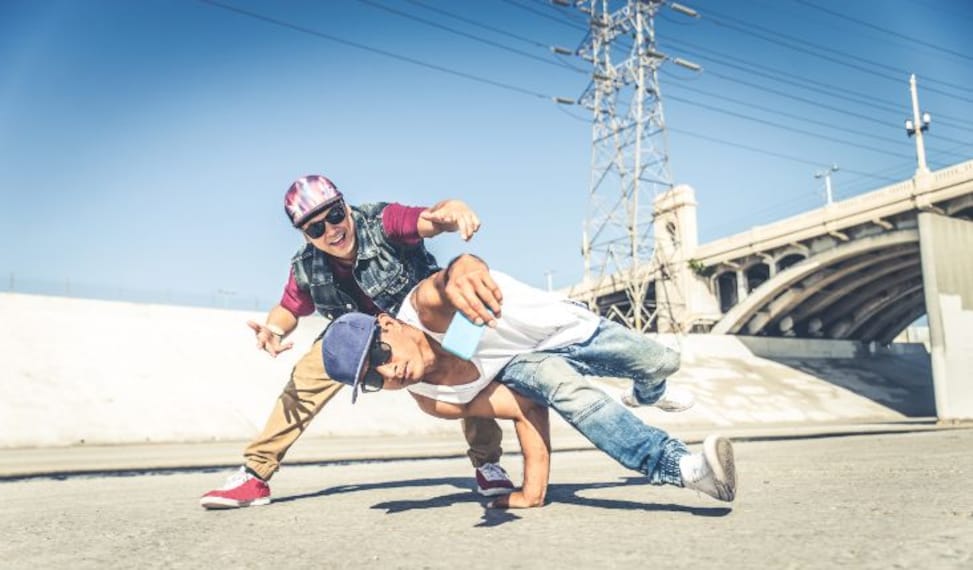 los_angeles_learn_circus_style_acrobatics