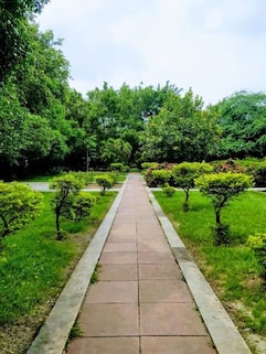 Dr. Ram Manohar Lohiya Park
