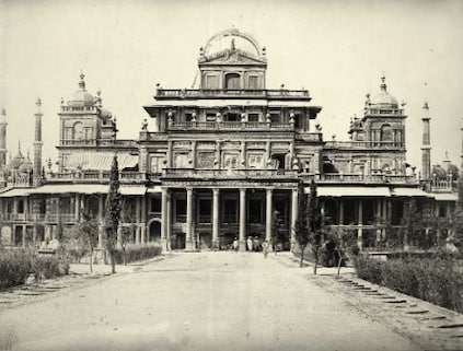 Kaiserbagh Palace