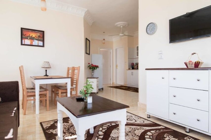 luxor_lotus_lis_house