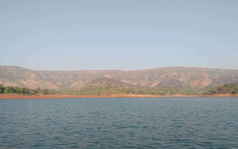 Mahabaleshwar Tapola Landscape Image