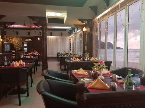 Mahek Restaurant