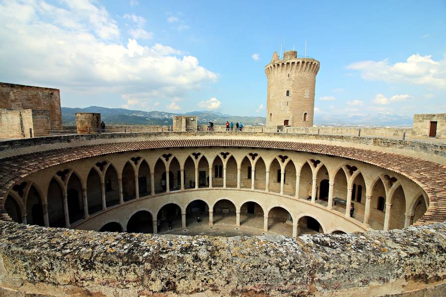 Majorca_Castell_de_Bellver_1