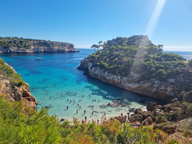 Majorca_Calo_des_Moro_1