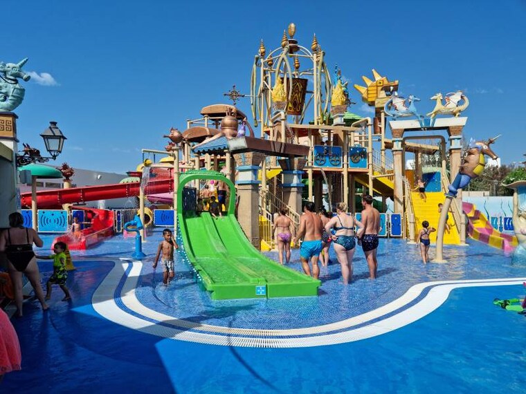 Majorca_Katmandu_Park_2