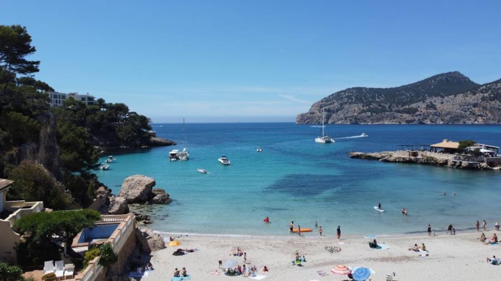 Majorca_Playa_de_Camp_de_Mar_3