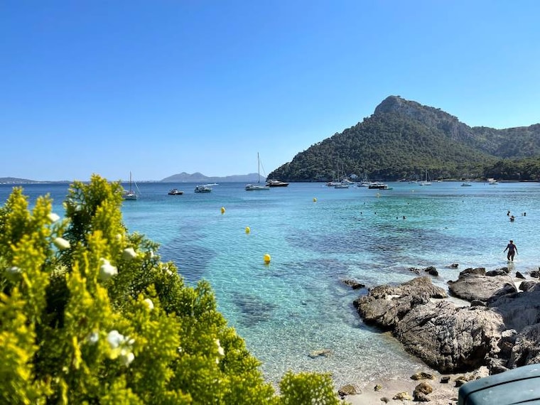 Majorca_Playa_de_Formentor_2