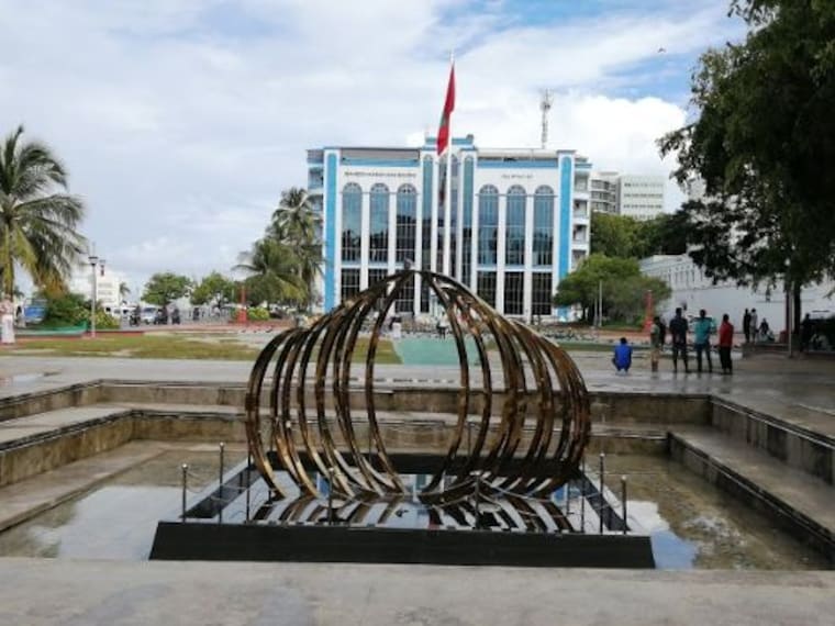 maldives_republic_square_3