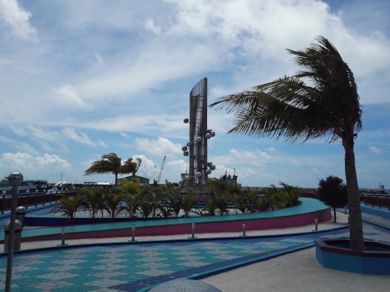maldives_tsunami_monument_3