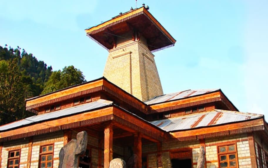 Manali Manu Temple Landscape Image