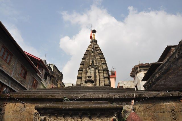 Baba_bhootnath_mandir_2