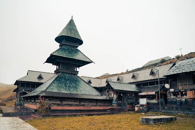 Prashar_lake_2