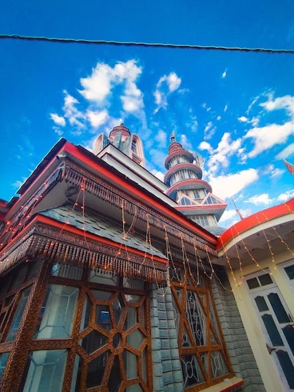 Kamaksha_devi_temple_2