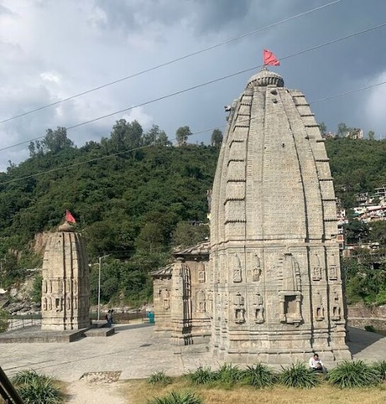 Panchvaktra_temple_1