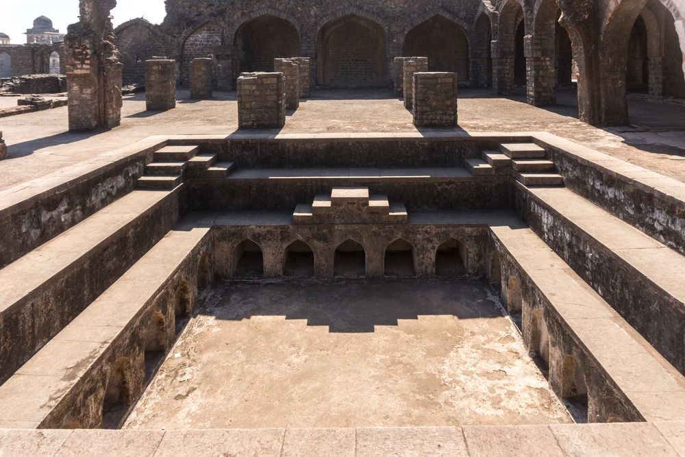 Champa_Baoli_and_Hammam_4