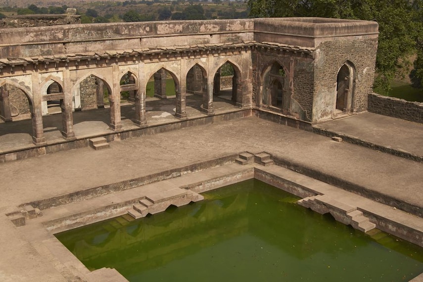 Baz_Bahadurs_Palace_2