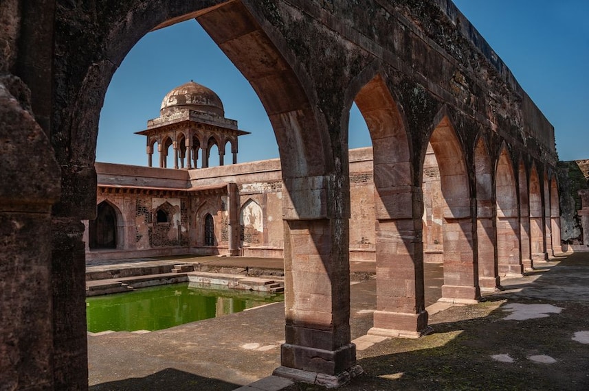 Baz_Bahadurs_Palace_3
