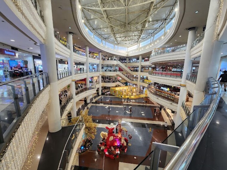 Robinsons_Place_Mall_2