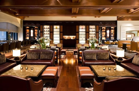 Le Bar