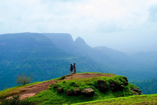 Matheran_mountains