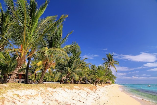 Le_Morne_Beach_1