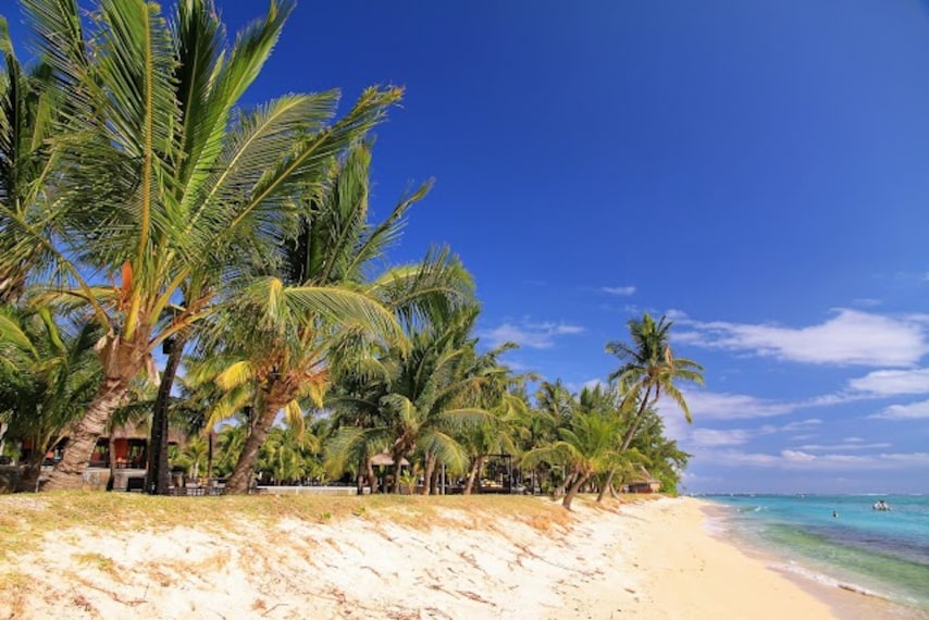 Le_Morne_Beach_1