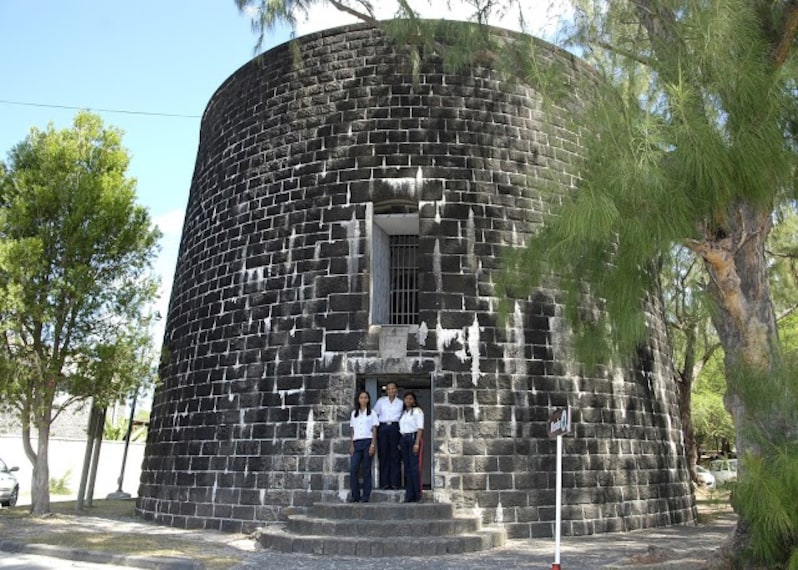 Martello_Tower_Museum_1
