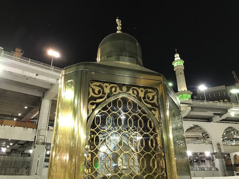 maqaam-e-ibrahim-mecca-2