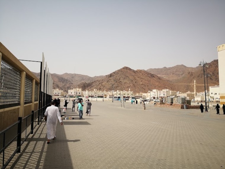 Scale_Mount_Uhud_4