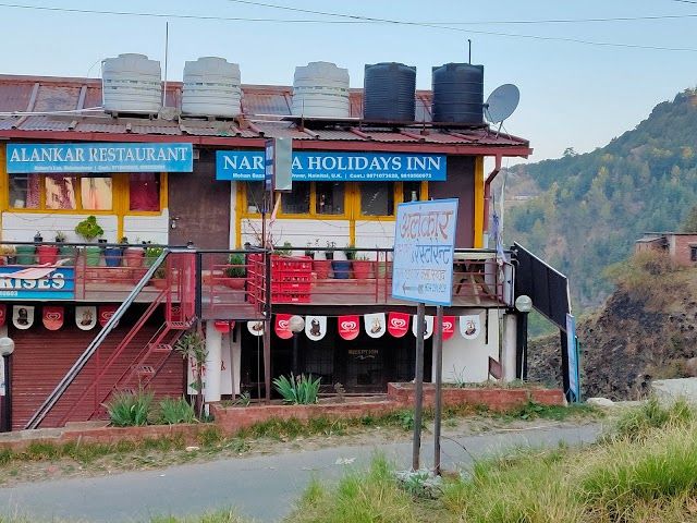 Mukteshwar_market_1
