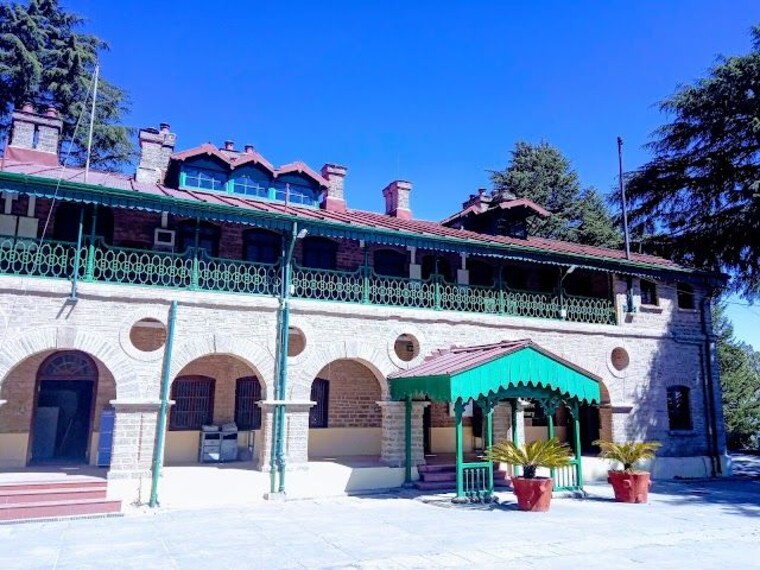 Indian_veterinary_research_institute_1