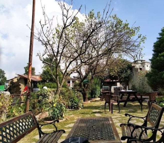 Rosefinch_cafe_and_restaurant_1