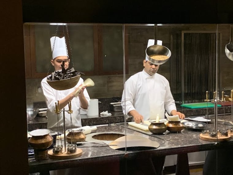 Bukhara_Restaurant_2