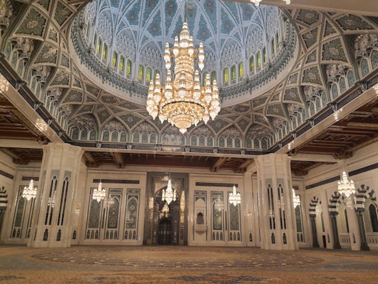 Grand_Mosque_Muscat_3