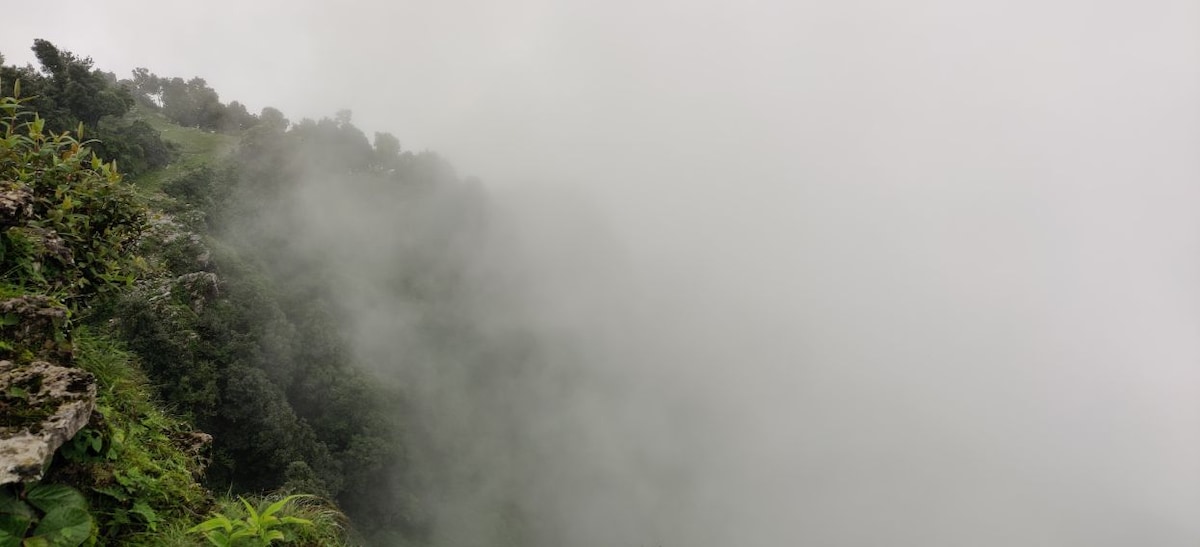 mussoorie_clouds_end_1