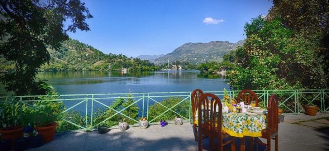 nainital_latitude_29_by_the_lake_resort_5