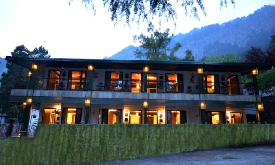 nainital_shervani_hilltop_5