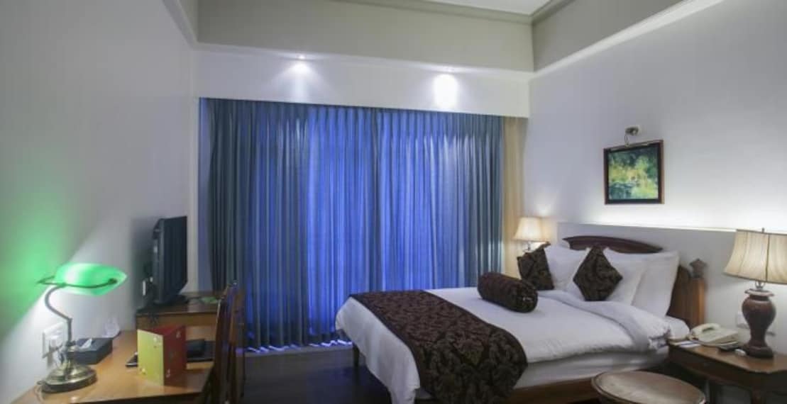 nainital_the_manu_maharani_3