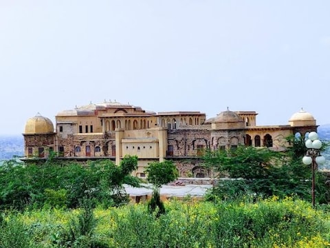 Neemrana's - Tijara Fort Palace