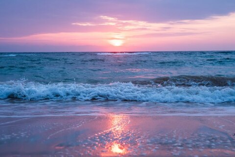 Soak in Glorious Sunrise and Sunset Views