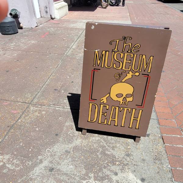 New_Orleans_Museum_of_Death_New_Orleans_8