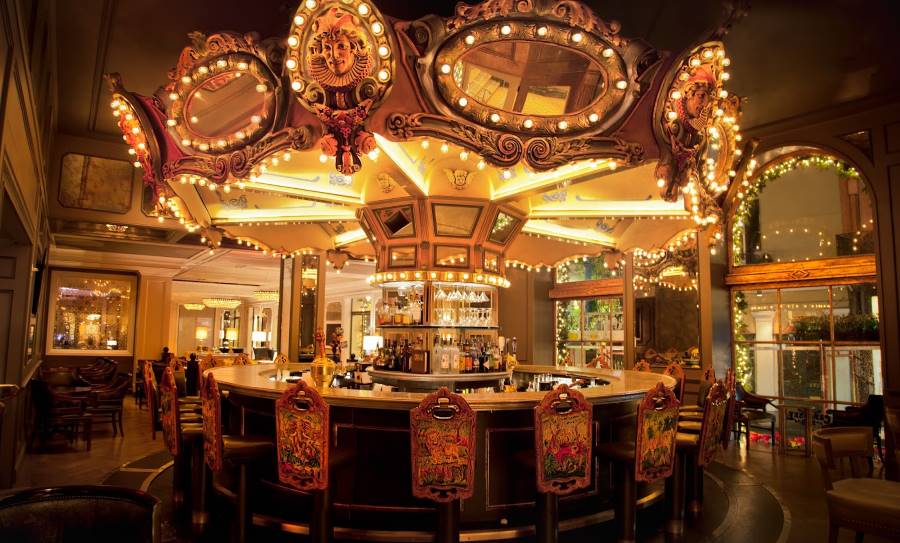 New_Orleans_The_Carousel_Bar_&_Lounge_1