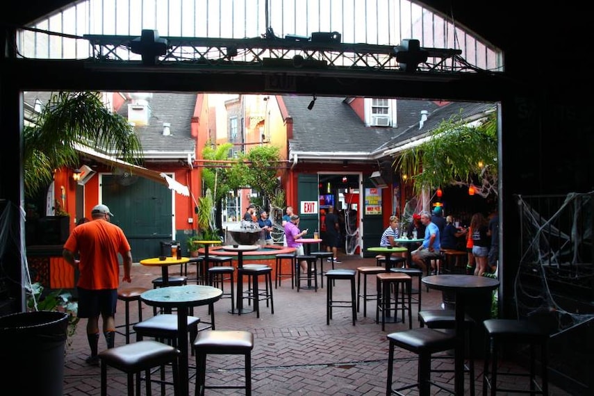 New_Orleans_Beach_On_Bourbon_1