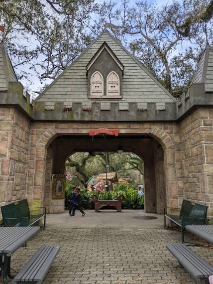 New_Orleans_Carousel_Gardens_Amusement_Park_6