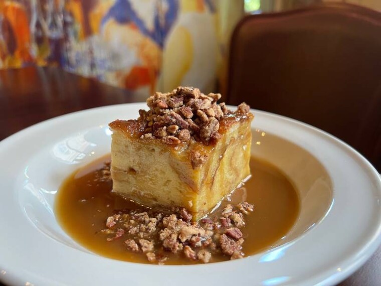 New_Orleans_Muriels_Jackson_Square_8