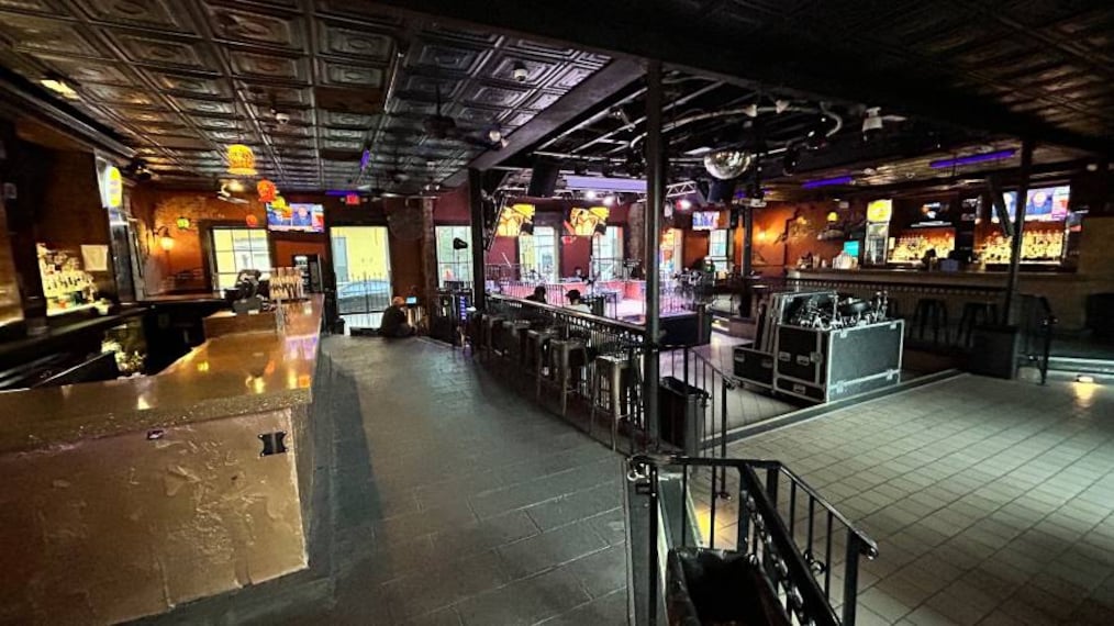 New_Orleans_Razzoo_Bar_&_Patio_1