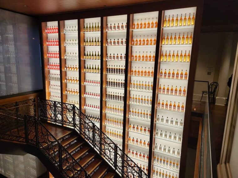 New_Orleans_The_Sazerac_House_2